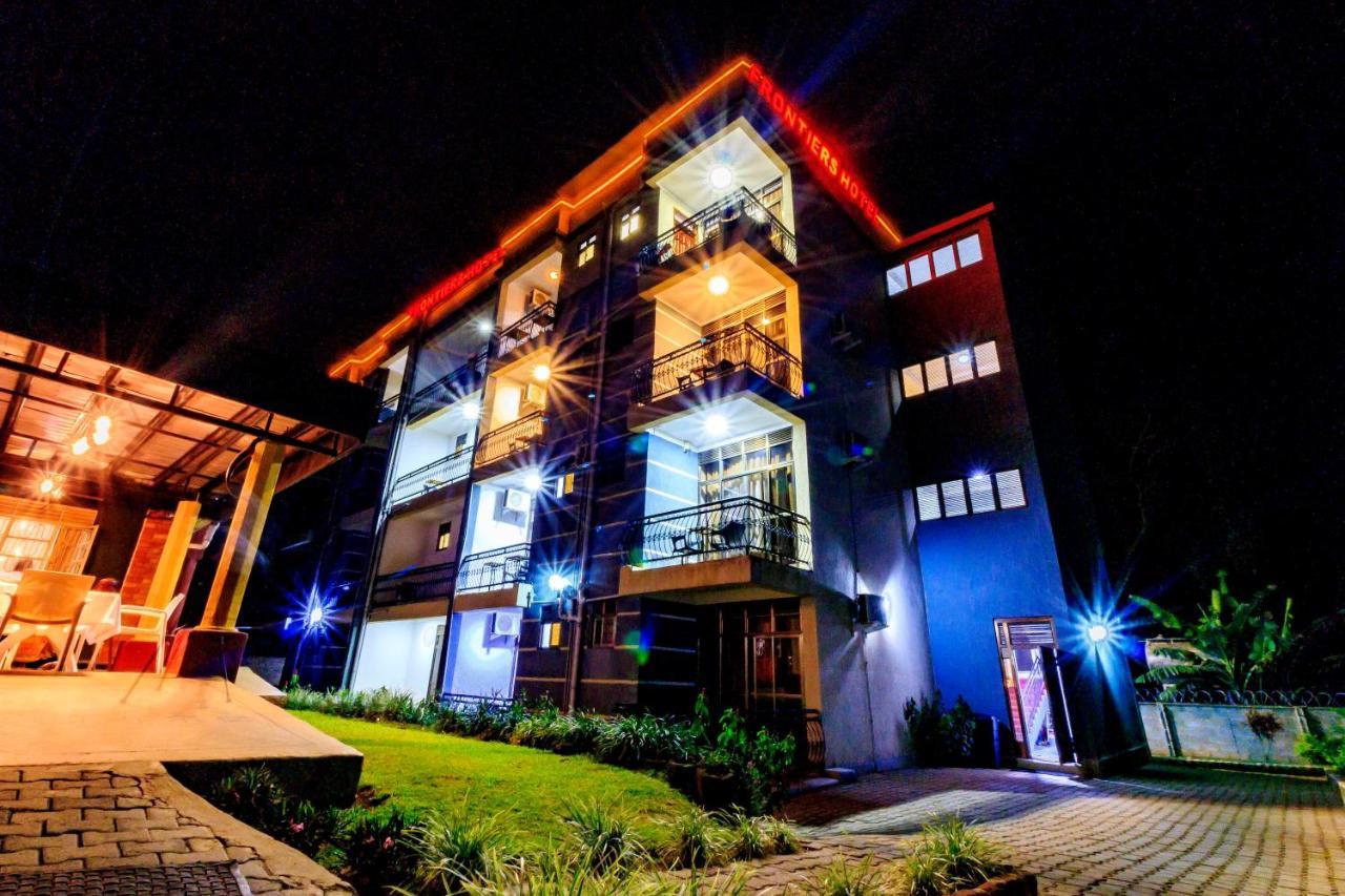 Frontiers Hotel Энтеббе Экстерьер фото