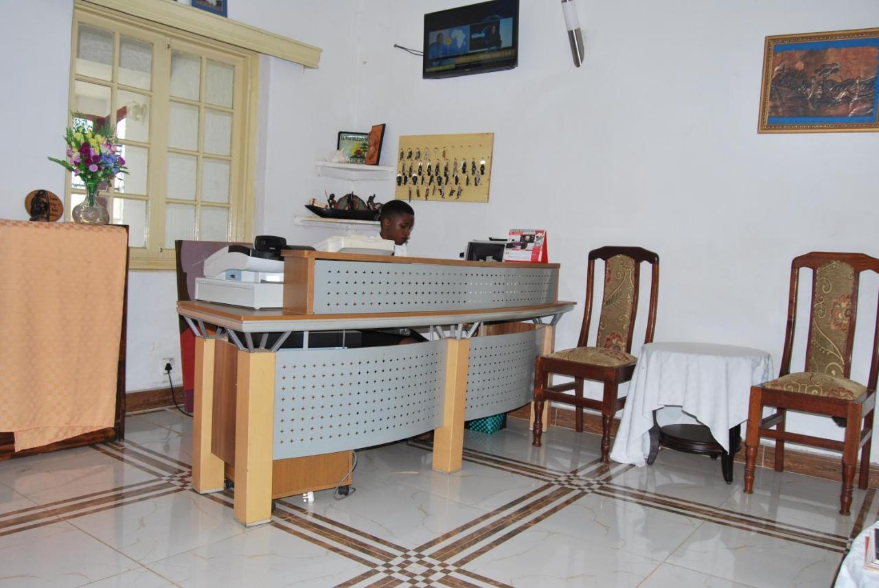 Frontiers Hotel Энтеббе Экстерьер фото