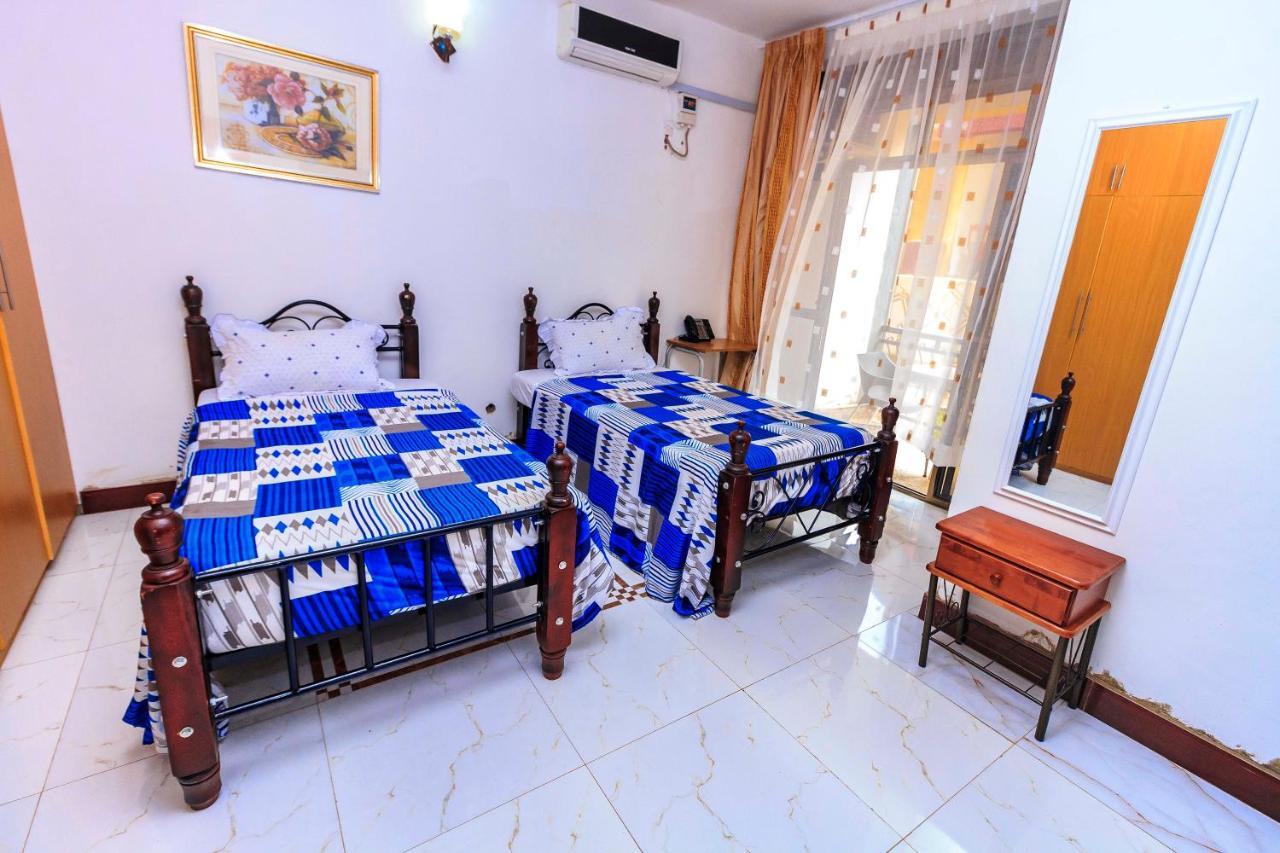 Frontiers Hotel Энтеббе Экстерьер фото